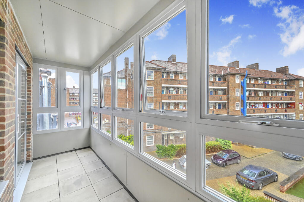 Apartment in London - View 4