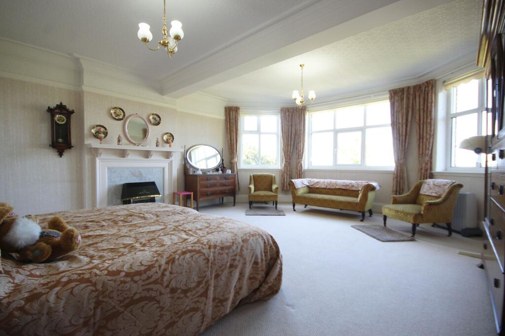 House in Northwich, Winnington - View 4