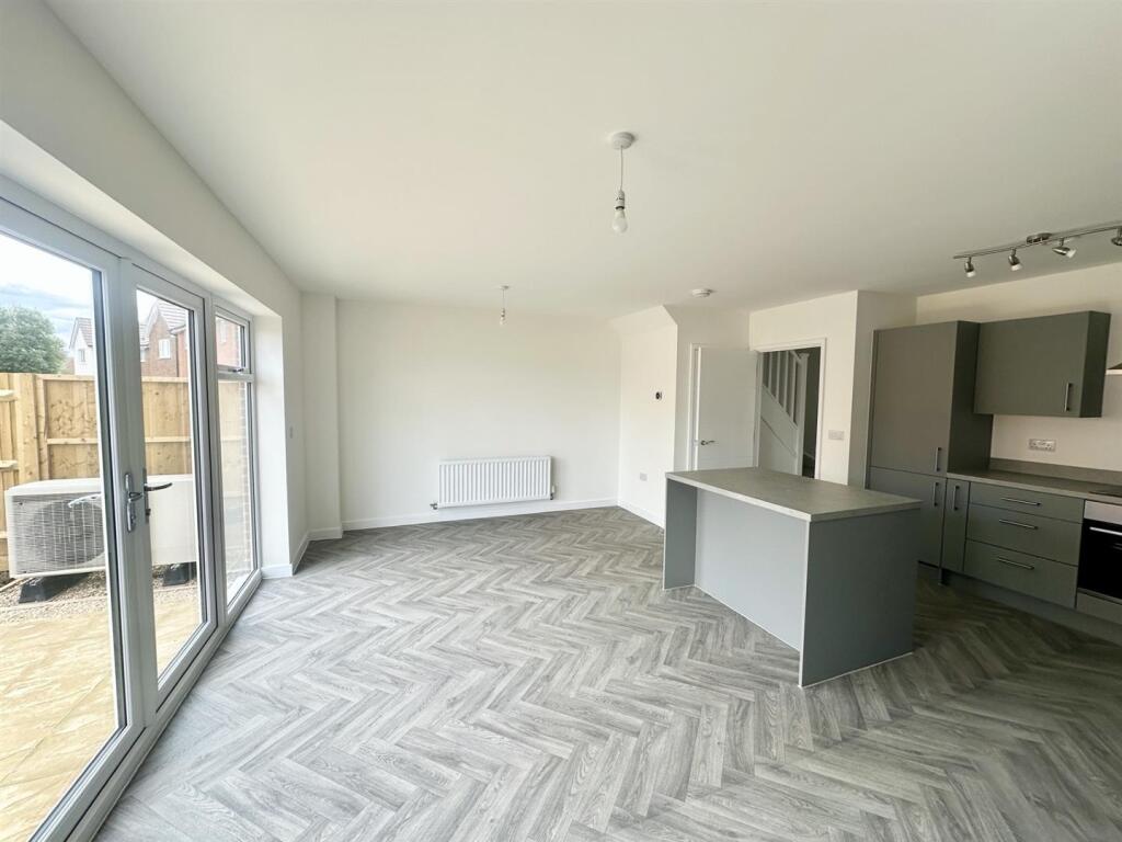 House in Brighton - View 5