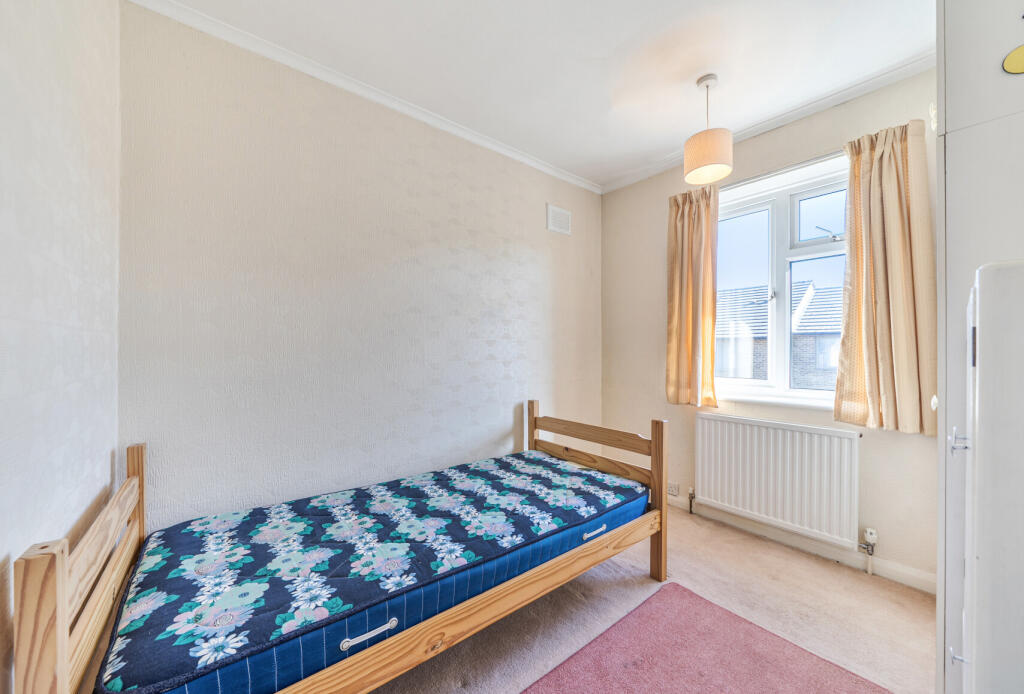 House in London, The Wrythe - More
