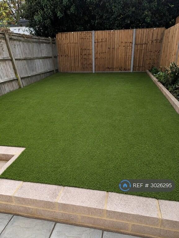 House in London - View 4