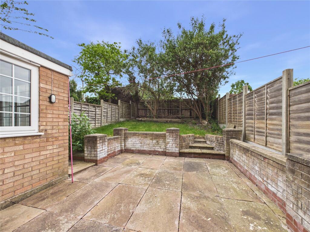Kingston Close, Droitwich Spa, Worcestershire, WR9 photo 4