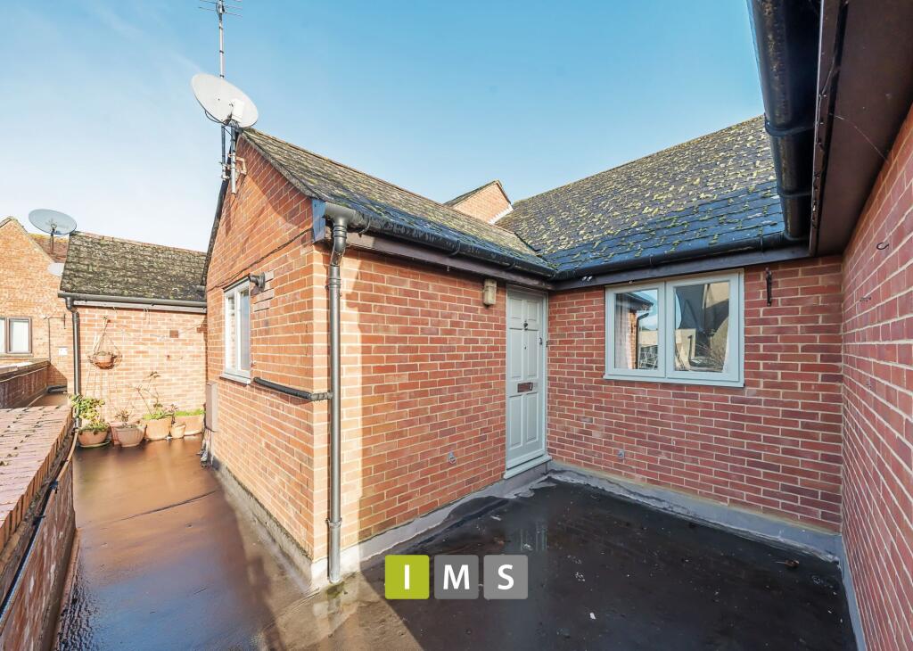Main image of property: Manorsfield Road, Bicester, OX26