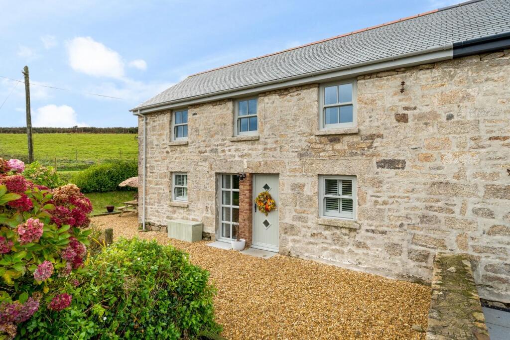 Main image of property: Luxurious property in Laity, near Helston