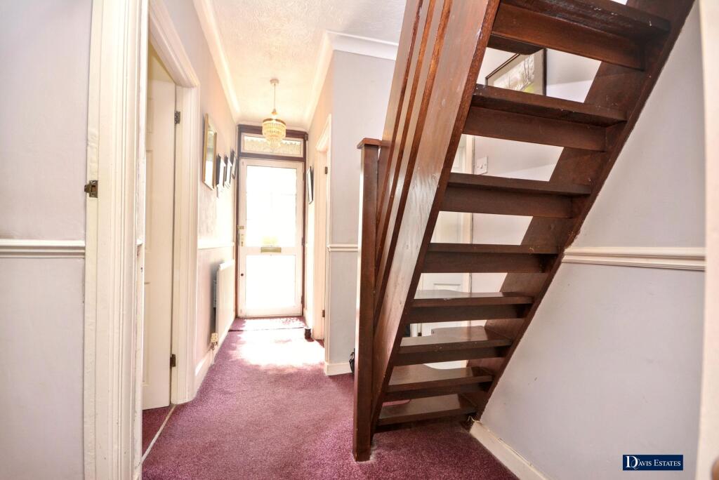 House in London - View 5