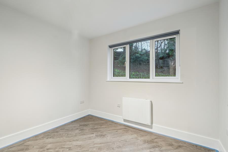 Apartment in Watford - View 4