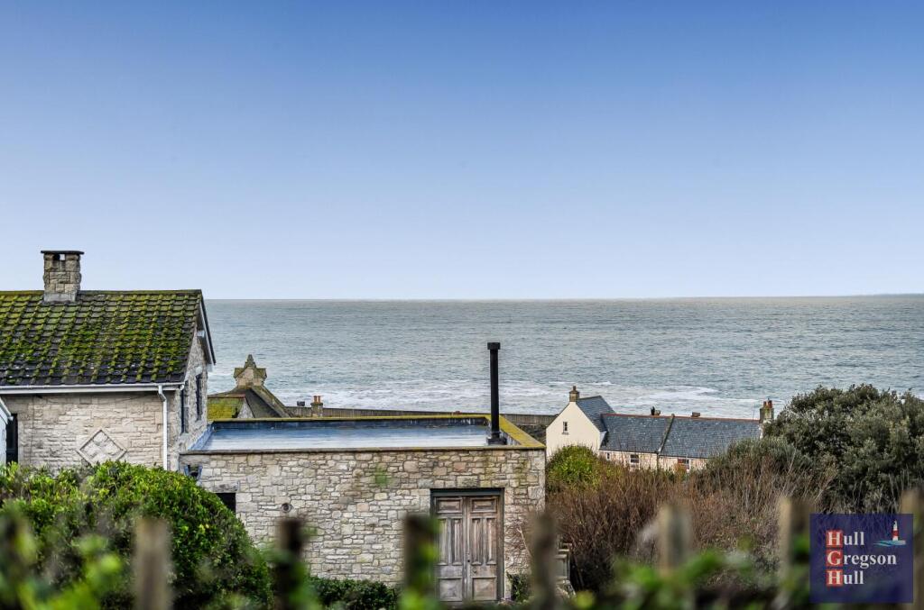 Coastguard Cottages, Fortuneswell, Portland photo 3