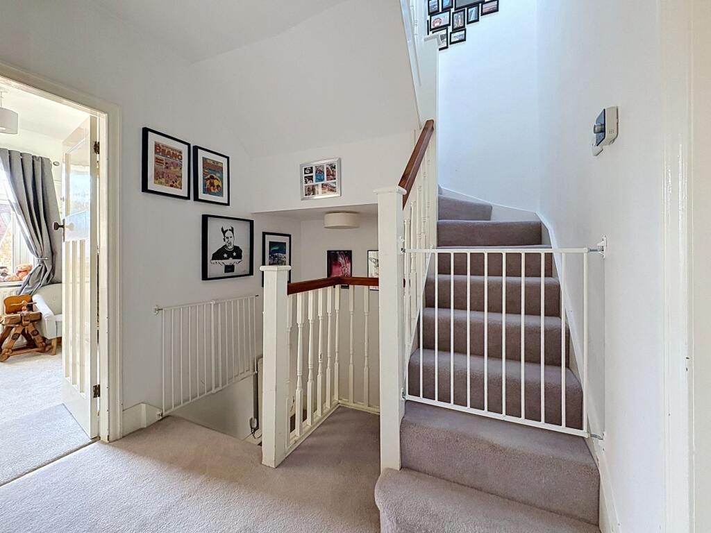 Apartment in Newcastle upon Tyne - View 5