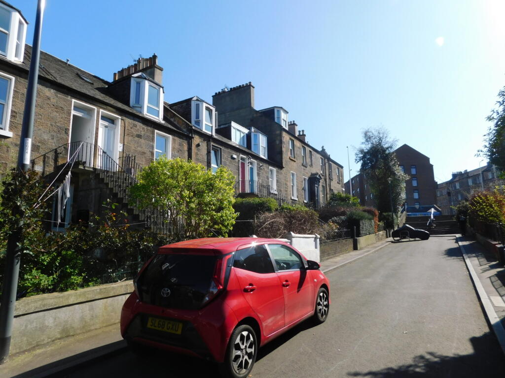 Main image of property: 40, Waverley Place, Edinburgh, EH7 5SA