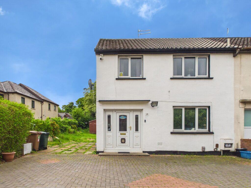 Main image of property: 19 St Katharines Crescent, Edinburgh, EH16 6PU