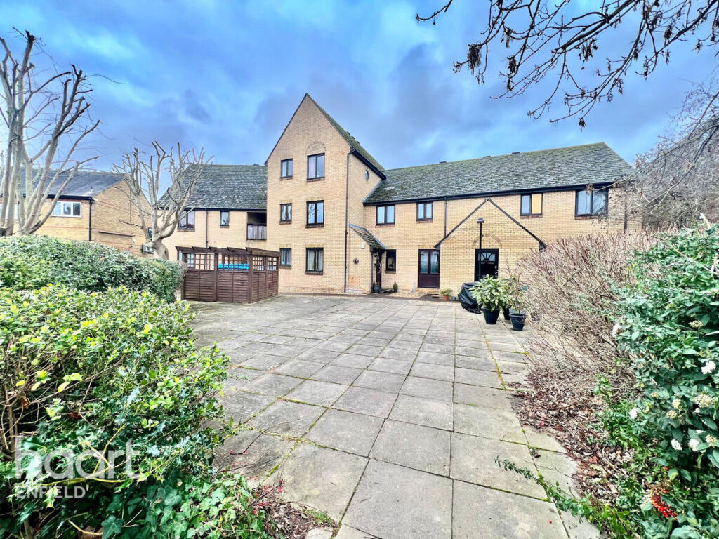 Main image of property: Turners Hill, Waltham Cross