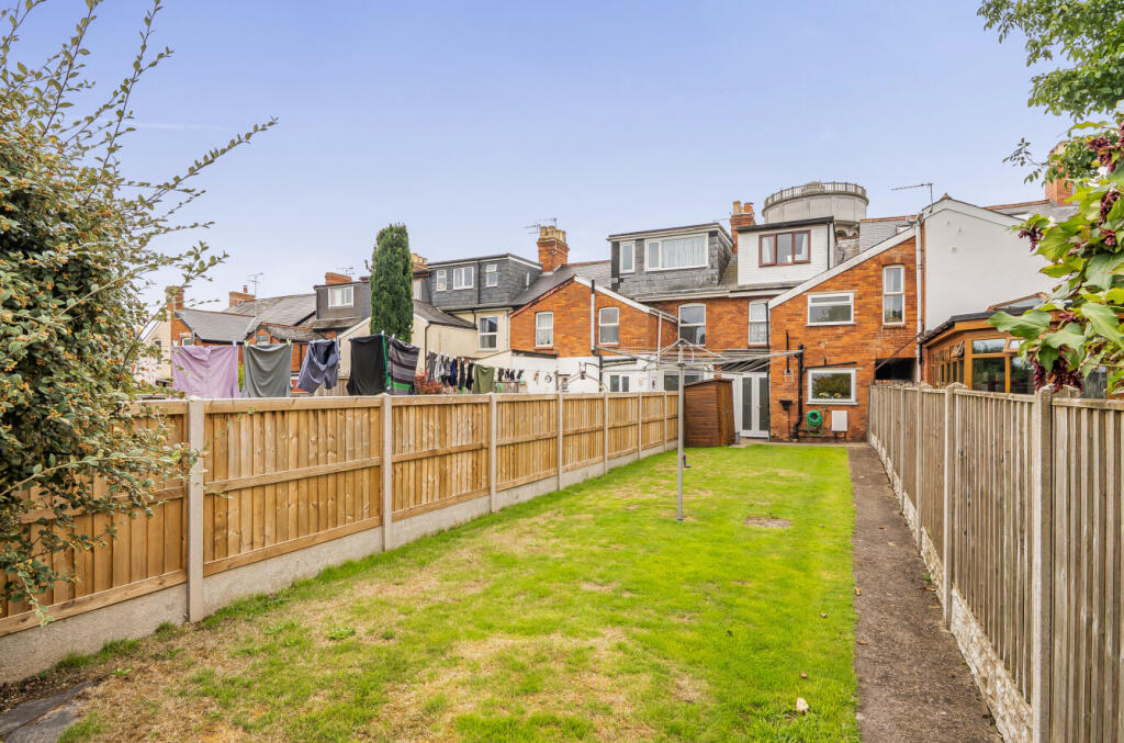 House in Taunton - View 2
