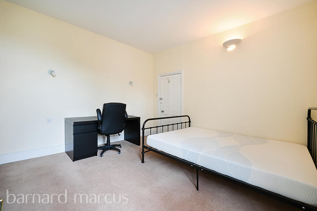 Apartment in London, Falcon Estate, Clapham Junction - View 5