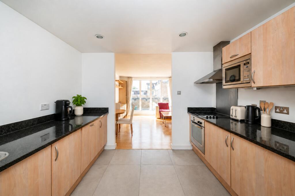 Apartment in London - View 4