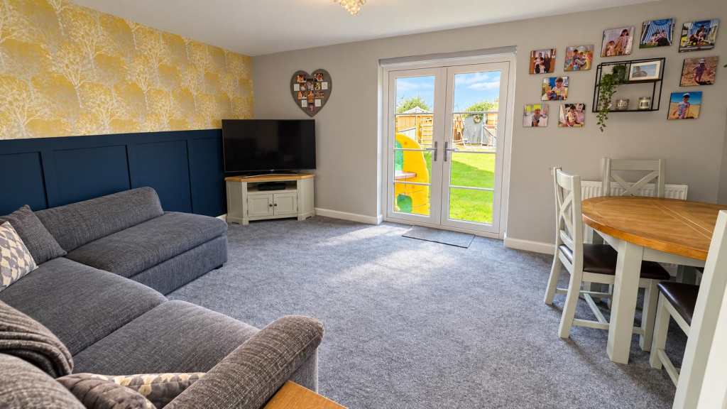House in Northampton - View 3
