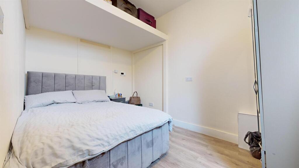 Apartment in London, Earl's Court - View 5