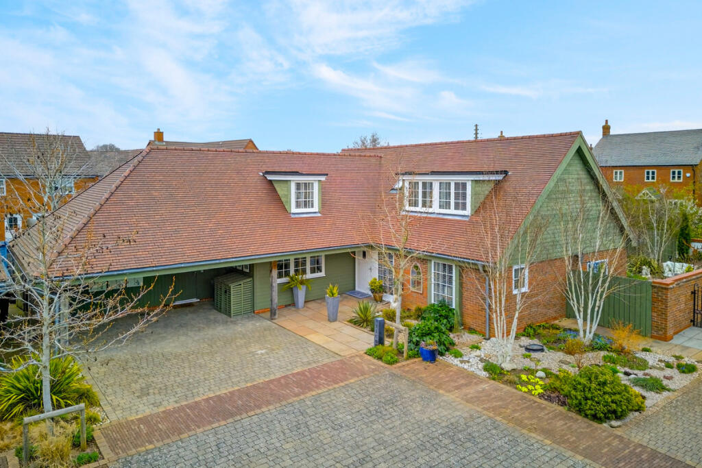 Main image of property: Henrys Place, Harbury, Leamington Spa Warwickshire CV33 9UN