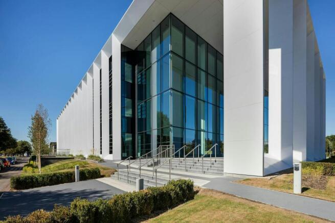 234 Bath Road  Slough Trading Estate Offices 9.jpg