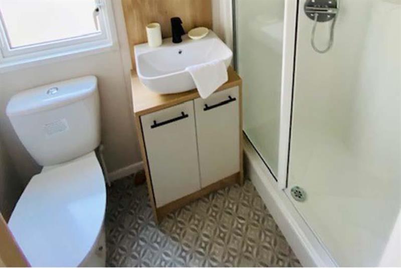 A.B.I Westleigh  2022, Whitecliff Bay Holiday Park, Hillway Road, Bembridge, Isle of Wight, PO35 5PL photo 5