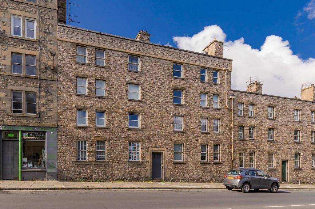 Main image of property: 131/4 St. Leonard's Street, Edinburgh, EH8 9RB