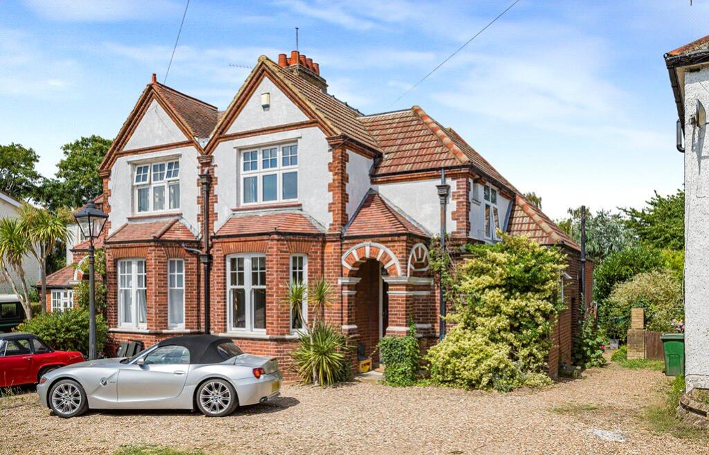 Main image of property: London Road, Swanley