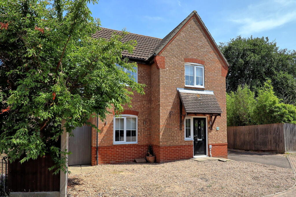 Main image of property: Maple Drive, Brandon Groves, South Ockendon, Essex, RM15