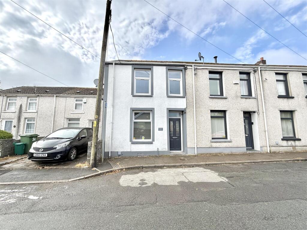 House in Cardiff - View 2