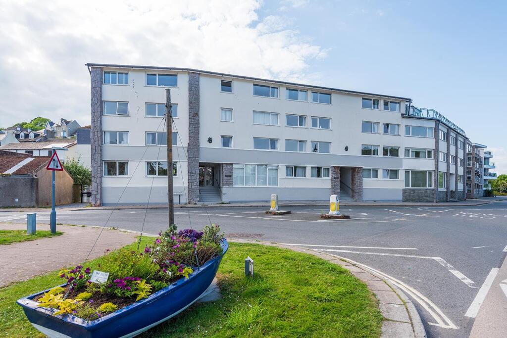 Main image of property: North Embankment, Dartmouth