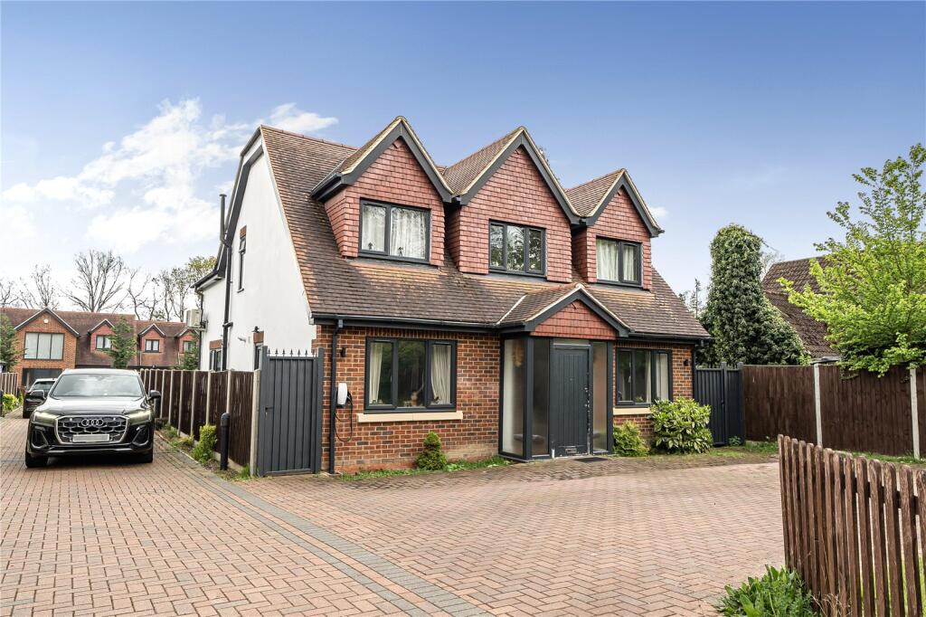 Main image of property: Wexham Park Lane, Wexham, Slough, SL3