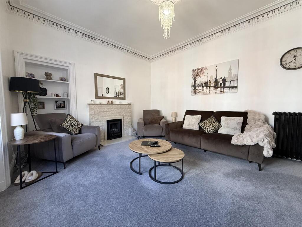 Apartment in Dumfries - View 3