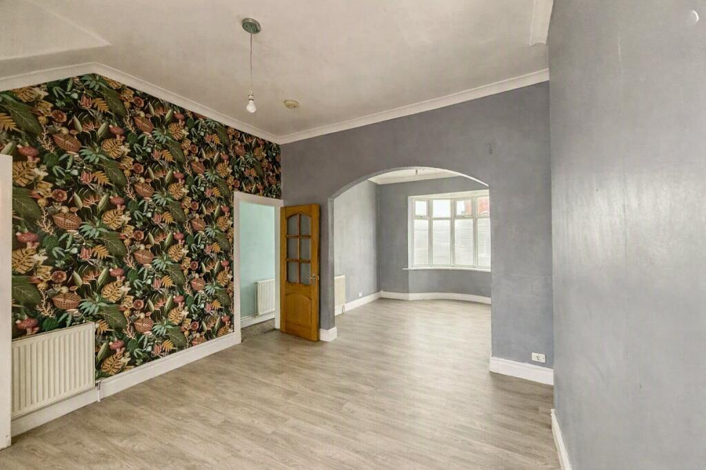 House in Sefton, Meols Cop - View 4