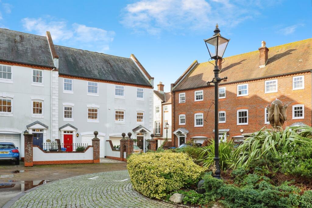Main image of property: Barbers Gate, Poole