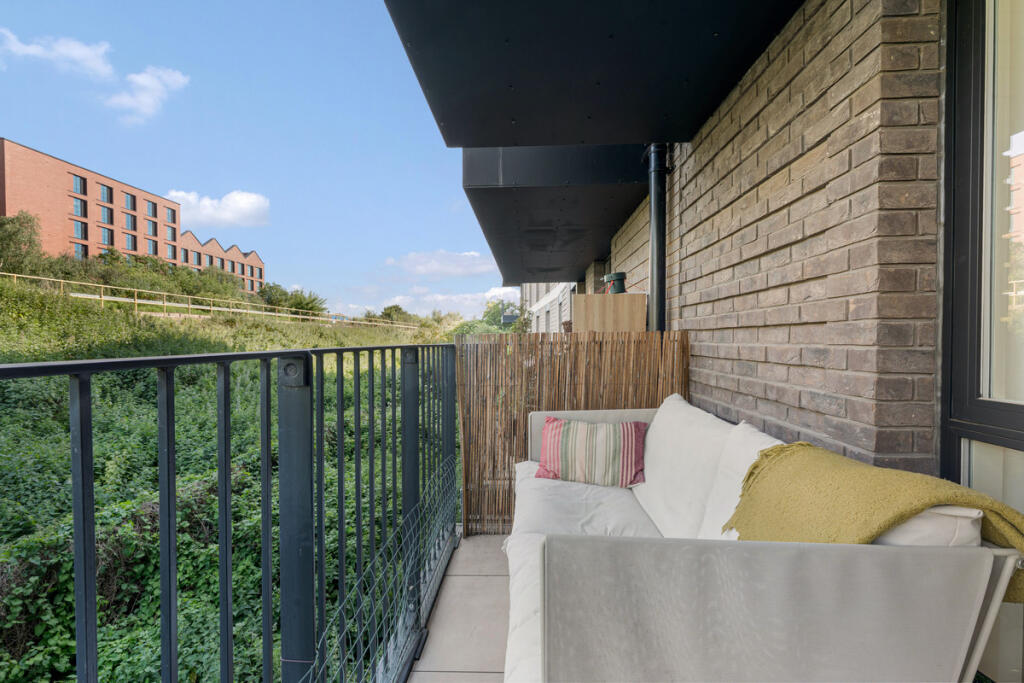 Apartment in London, Rufus Business Centre - View 5