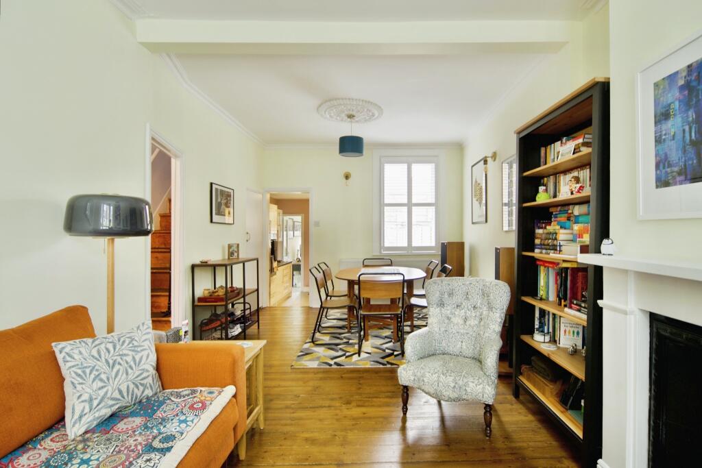 Bulwer Road, London, N18 - View 3