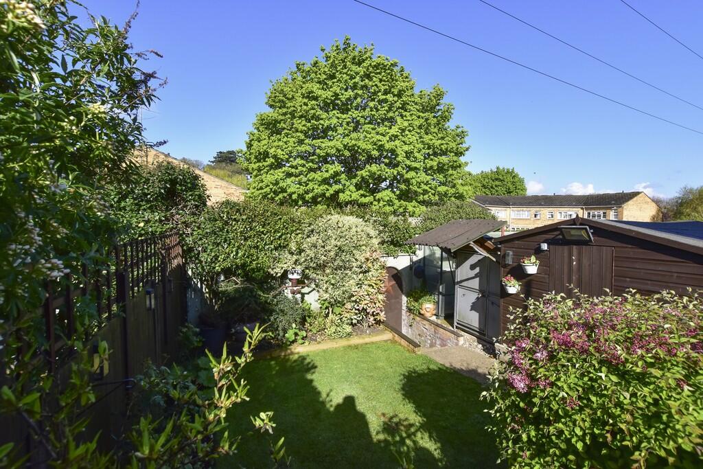 Mutchetts Close photo 5