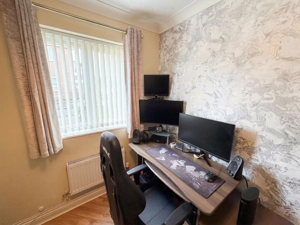 House in South Kesteven, Alma Park, Londonthorpe and Harrowby Without - View 4