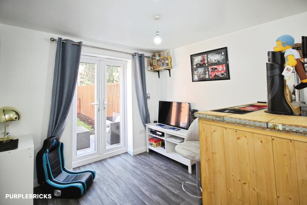 House in Kirklees, West Yorkshire - More
