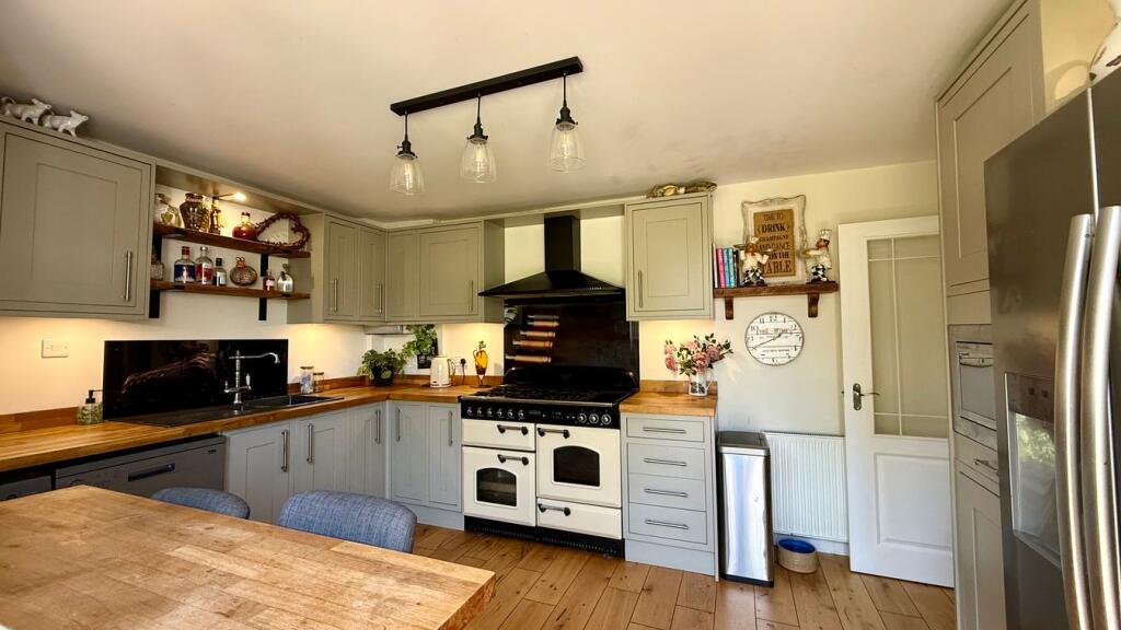 House in New Forest, Durns Town, Sway - View 4
