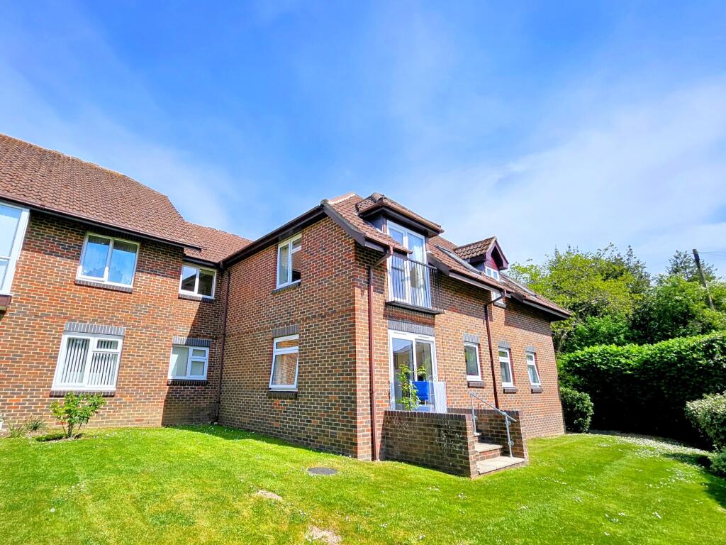 Main image of property: West End, Southampton