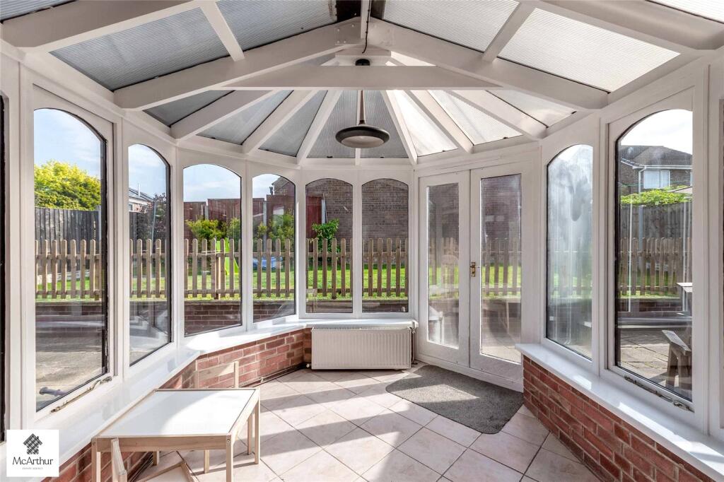 House in Doncaster, Rossington - View 4