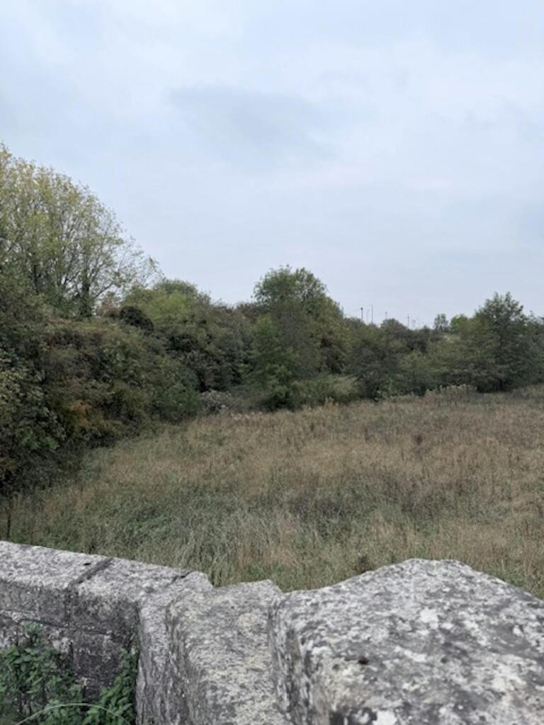 Main image of property: Land at Rotherham Road, Doncaster, DN11 9NL