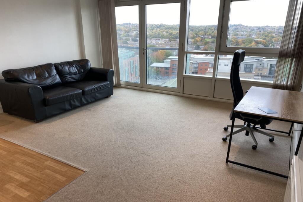 Apartment in Nottingham - View 5
