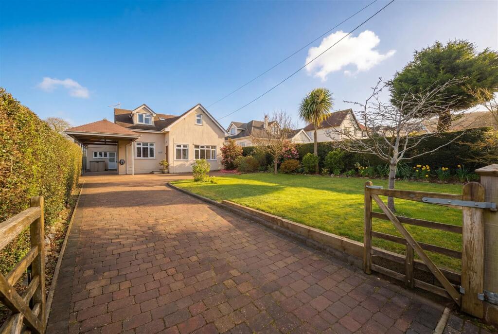 Main image of property: A Fine Home On Dark Lane, Backwell