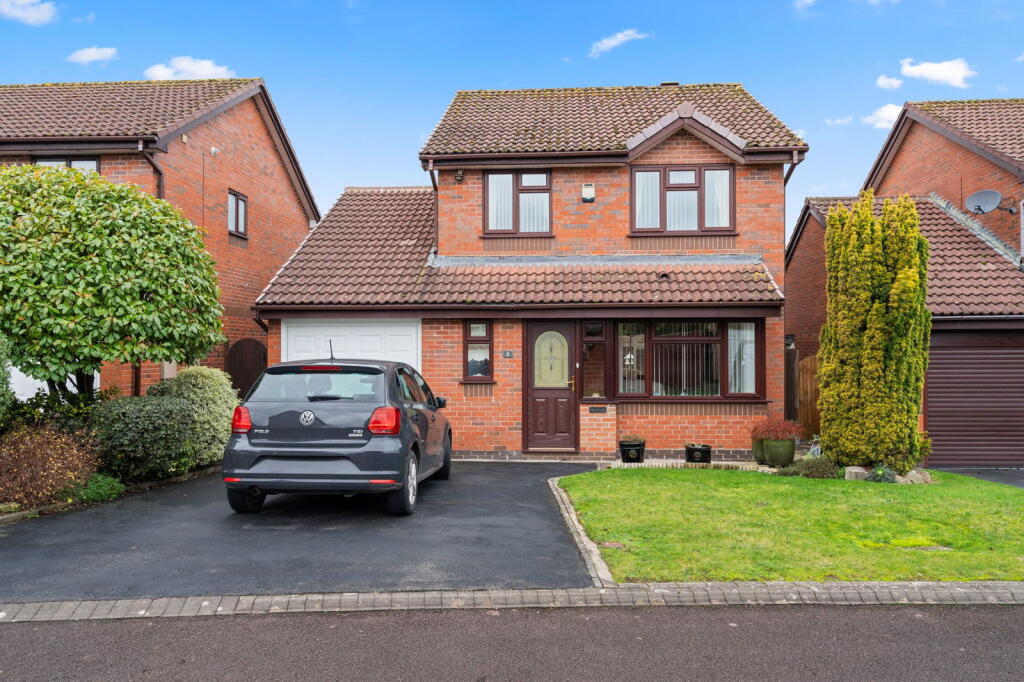 Main image of property: Bregawn Close, Bishops Cleeve, Cheltenham, GL52