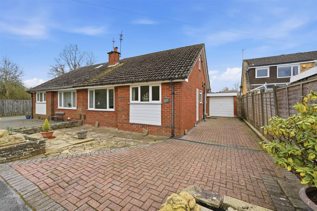 Main image of property: Craig Close, Macclesfield