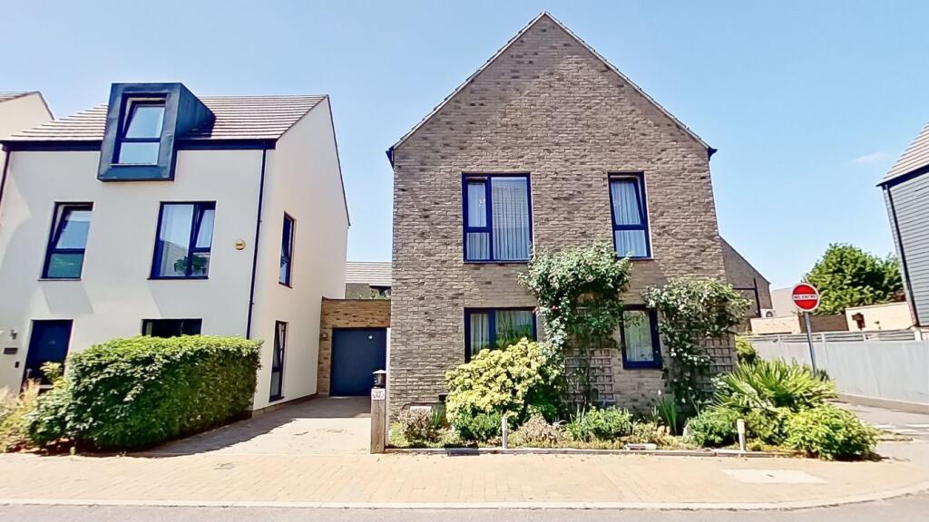Main image of property: Markwick Avenue, Cheshunt, EN8