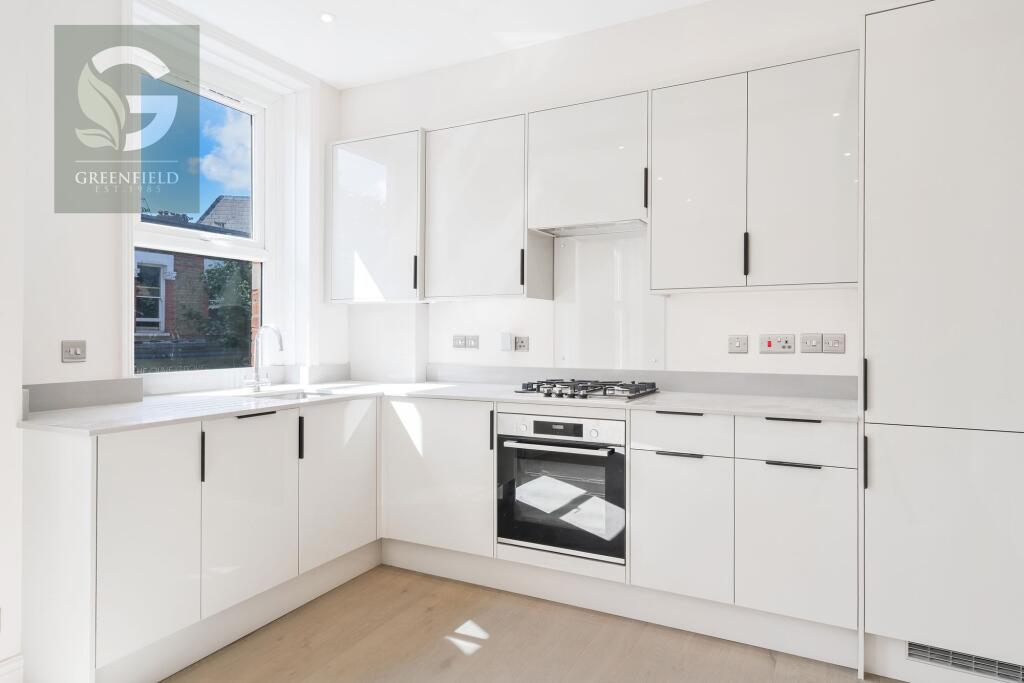 Apartment in London, Merton - View 4