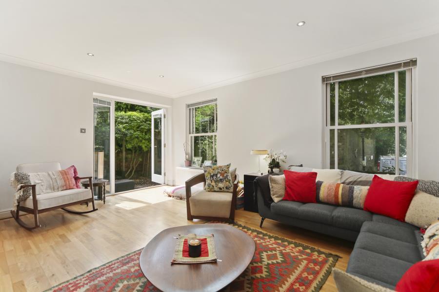 Main image of property: Perrins Walk, Hampstead, NW3