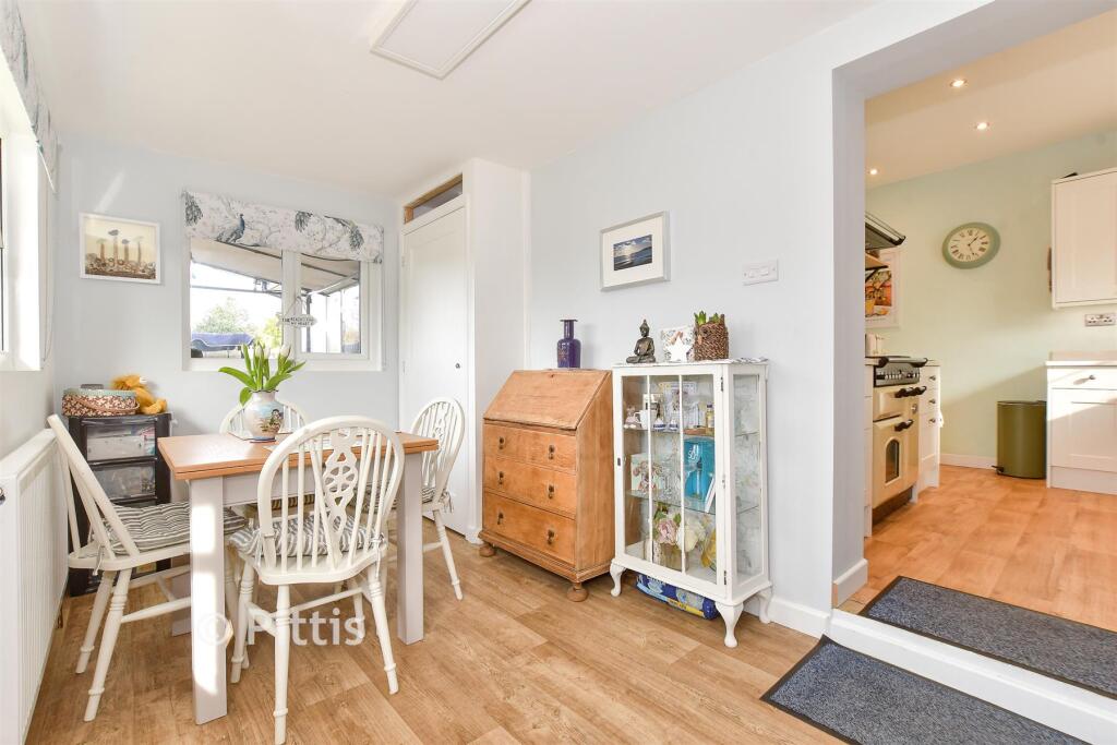 House in Portsmouth - View 5
