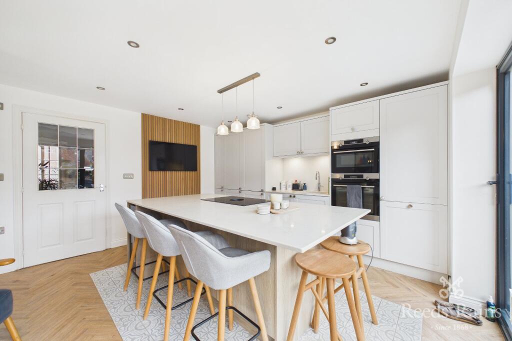 Gregory Walk, Hyde, Greater Manchester, SK14 photo 4